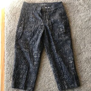 Dockers Patterned Capris - Black and White